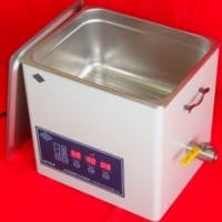 10升數(shù)控型超聲波清洗器