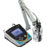 Eutech優(yōu)特 PC2700 pH/電導(dǎo)率多參數(shù)測(cè)量儀