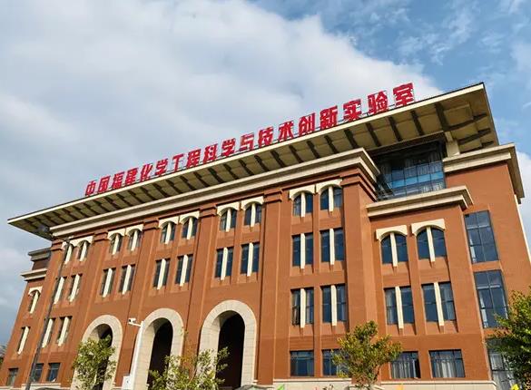 清源創(chuàng)新實驗室液相色譜儀、氣相色譜儀等設備